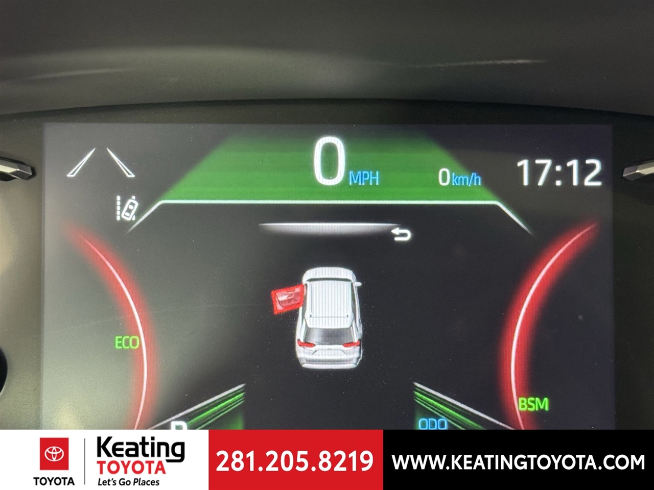 Toyota RAV4 XLE 2024