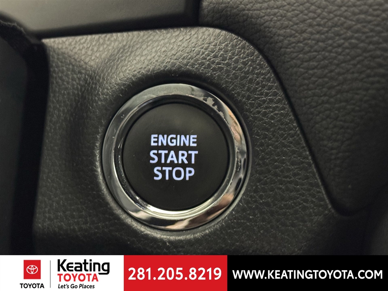 Toyota RAV4 XLE 2024