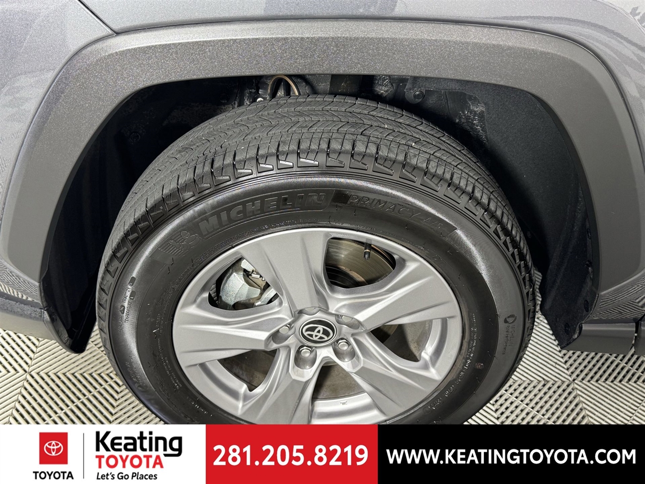 Toyota RAV4 XLE 2024