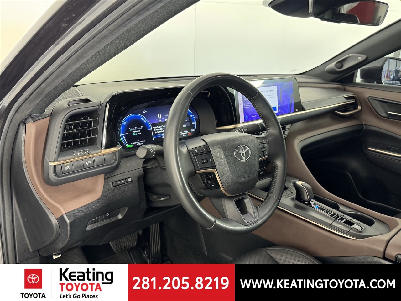 Toyota Crown XLE 2023