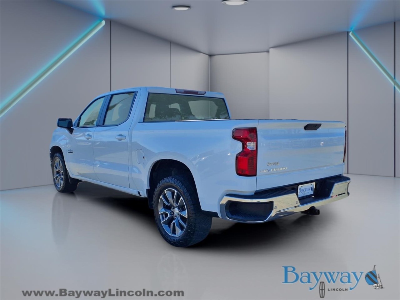 Chevrolet Silverado 1500 Limited LT Crew Cab 2WD 2022