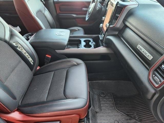 RAM 1500 Rebel Crew Cab SB 4WD 2025