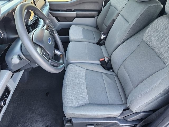 Ford F-250 SD XLT Crew Cab 4WD 2025