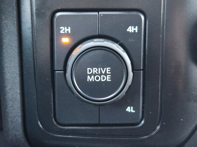 Ford F-250 SD XLT Crew Cab 4WD 2025