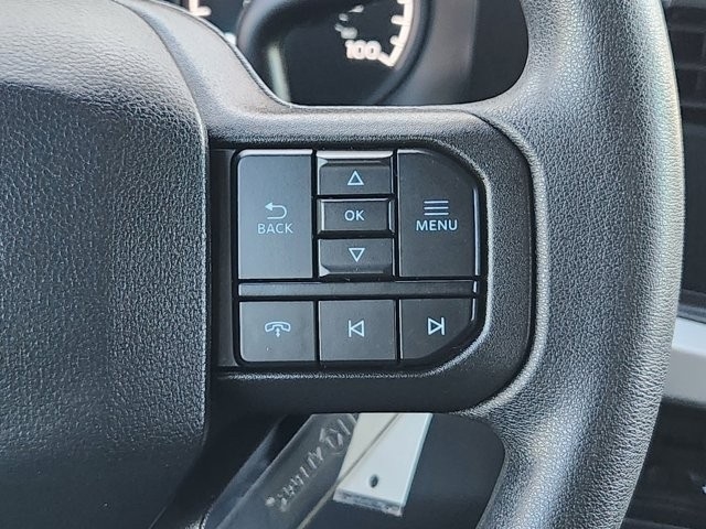 Ford F-250 SD XLT Crew Cab 4WD 2025