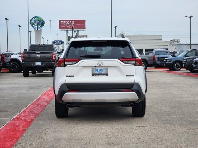 Toyota RAV4 Adventure AWD 2024