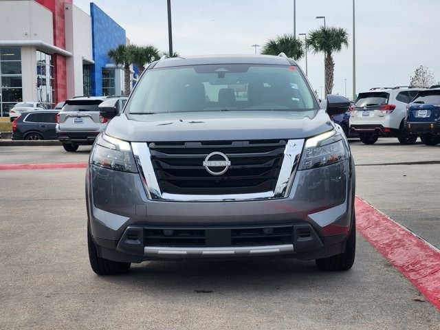 Nissan Pathfinder SL 4WD 2025