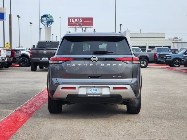 Nissan Pathfinder SL 4WD 2025