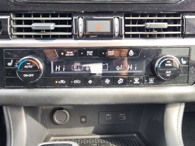 Nissan Pathfinder SL 4WD 2025