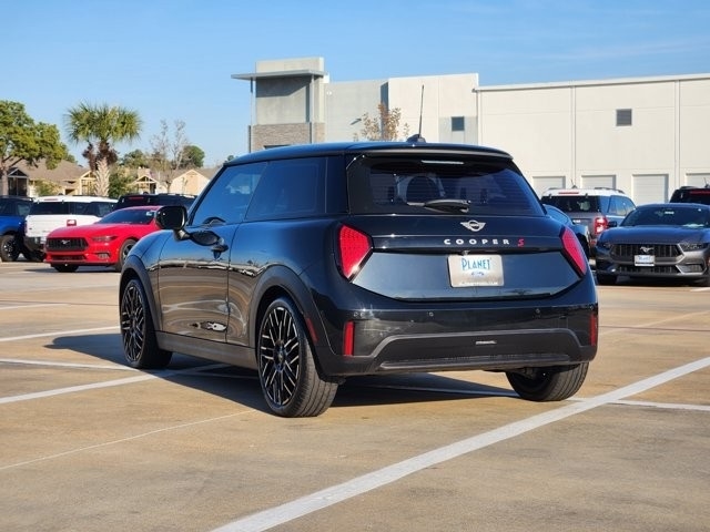 MINI Cooper S Signature 2 Door Hatchback 2025