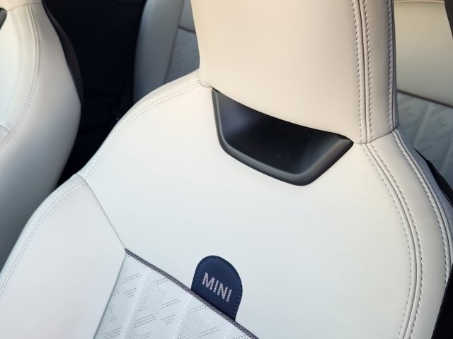 MINI Cooper S Signature 2 Door Hatchback 2025