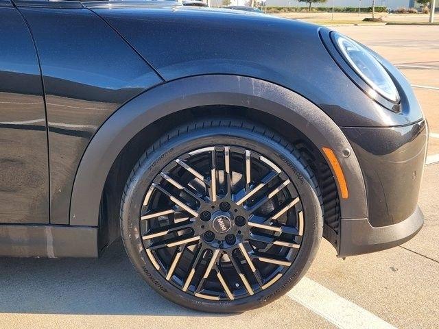 MINI Cooper S Signature 2 Door Hatchback 2025