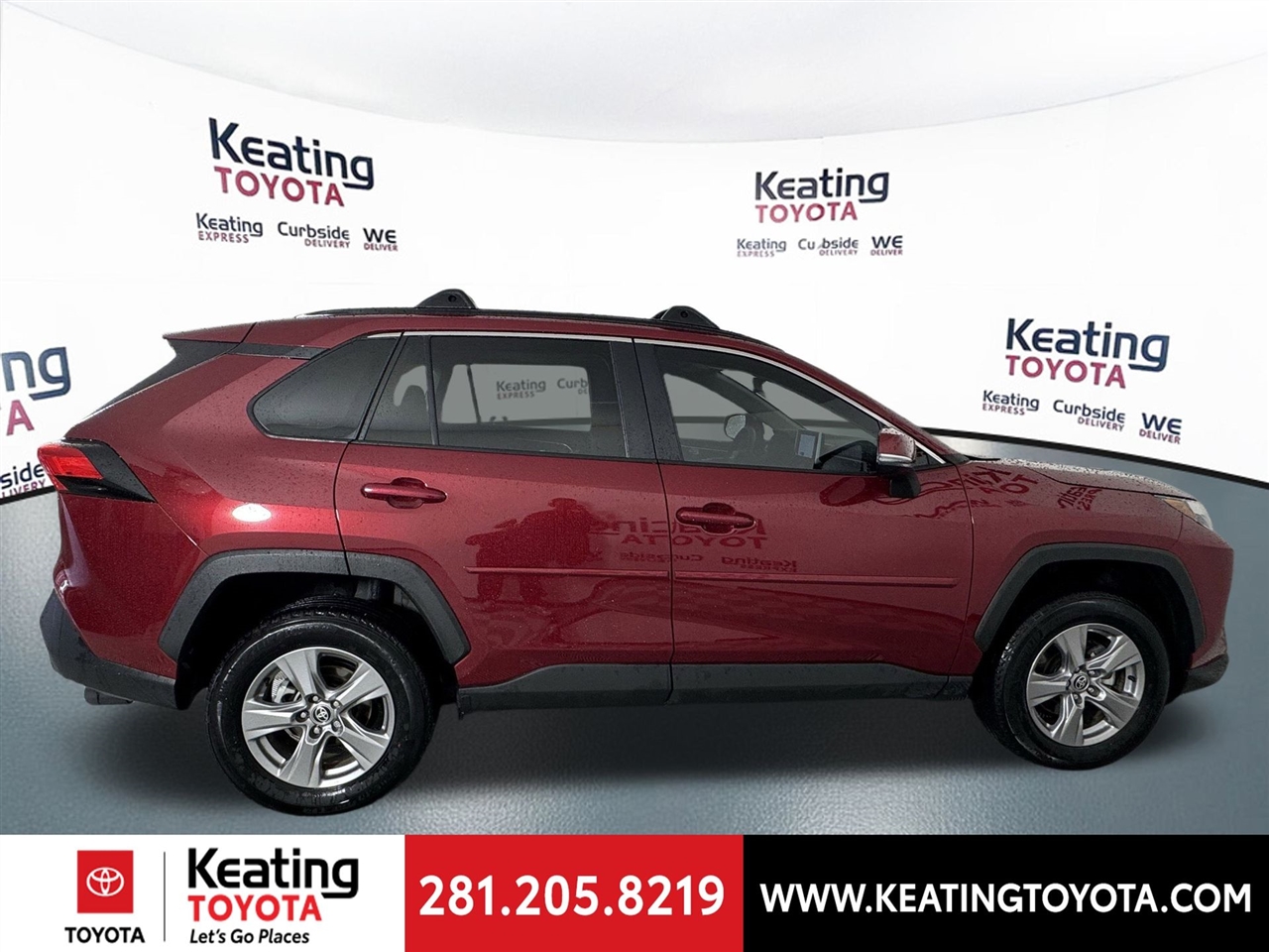 Toyota RAV4 XLE 2025