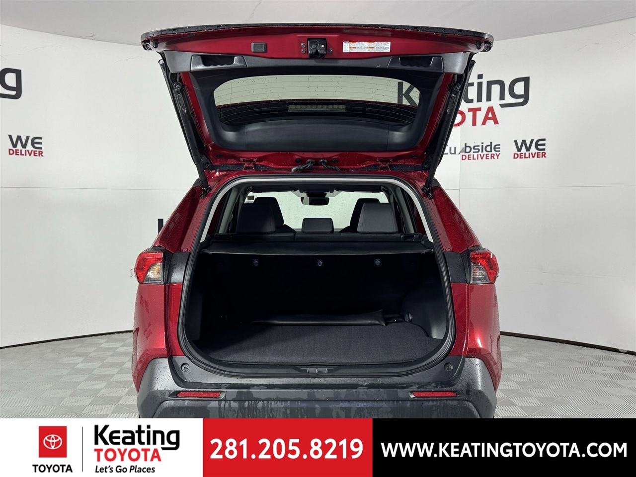 Toyota RAV4 XLE 2025