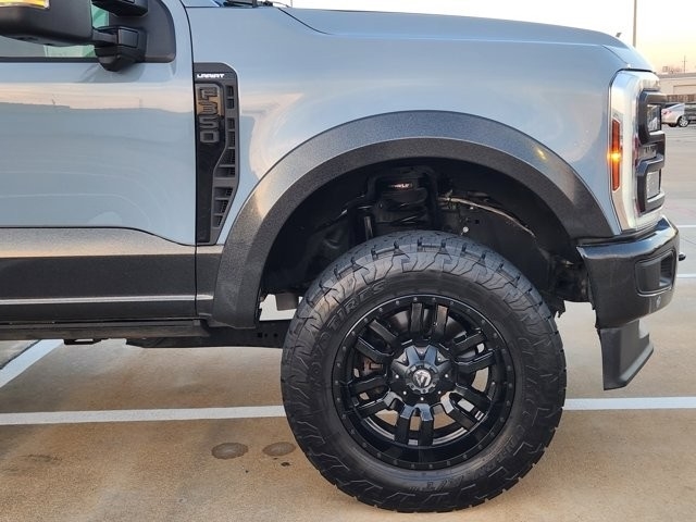 Ford F-350 SD Lariat Crew Cab Long Bed 4WD 2024