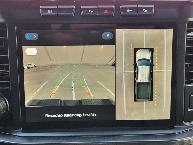 Ford F-350 SD Lariat Crew Cab Long Bed 4WD 2024