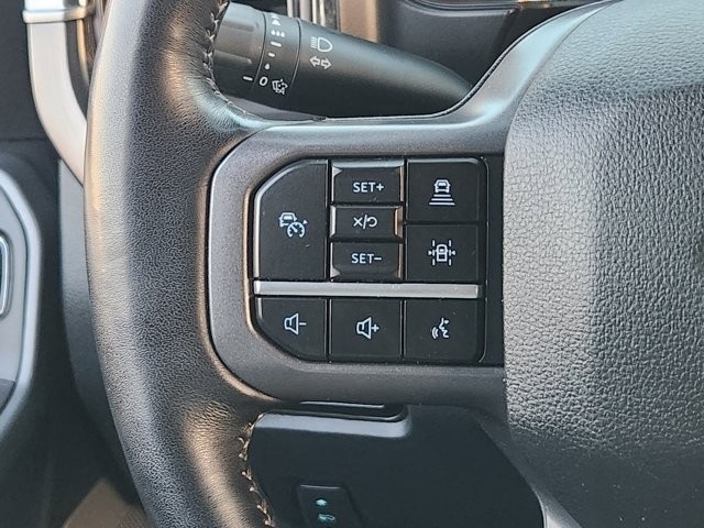 Ford F-350 SD Lariat Crew Cab Long Bed 4WD 2024