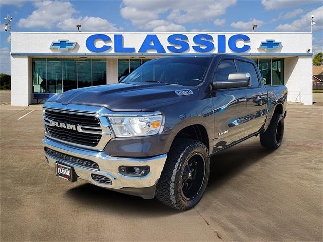 RAM 1500 Big Horn Crew Cab SWB 4WD 2020