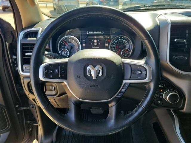 RAM 1500 Big Horn Crew Cab SWB 4WD 2020