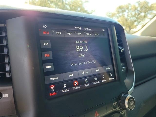 RAM 1500 Big Horn Crew Cab SWB 4WD 2020