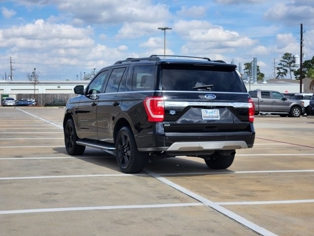 Ford Expedition XLT 2021