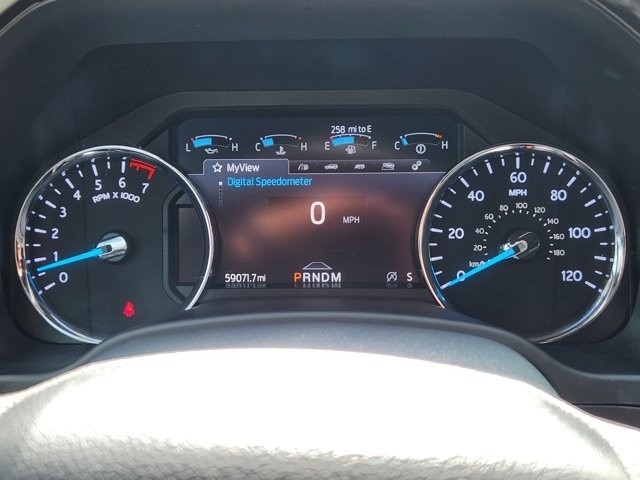 Ford Expedition XLT 2021