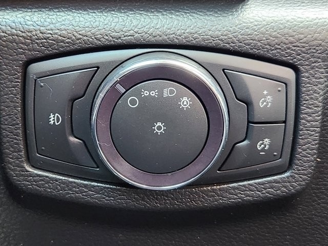 Ford Expedition XLT 2021