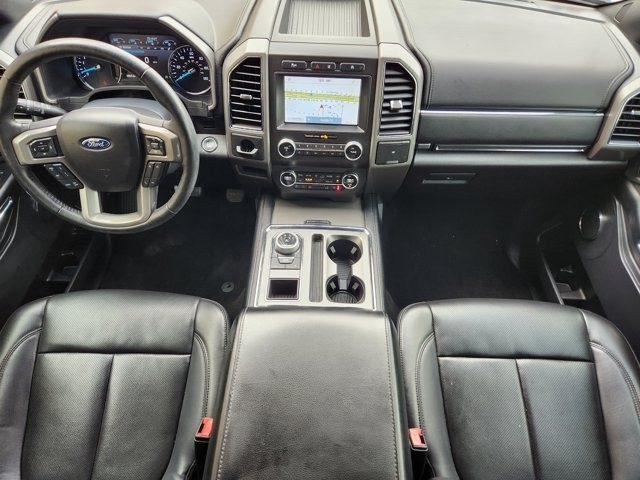 Ford Expedition XLT 2021