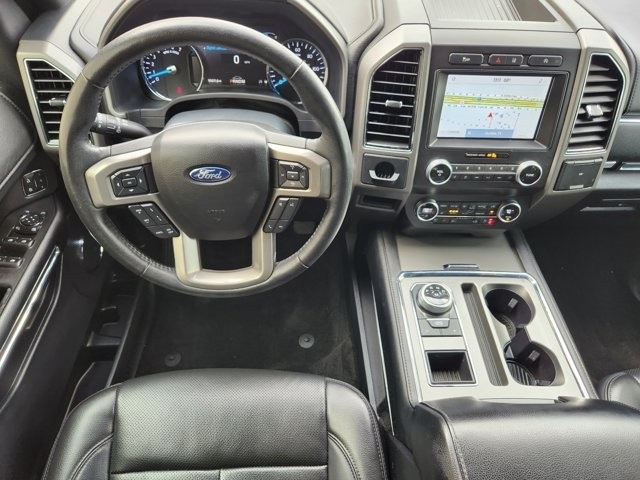 Ford Expedition XLT 2021