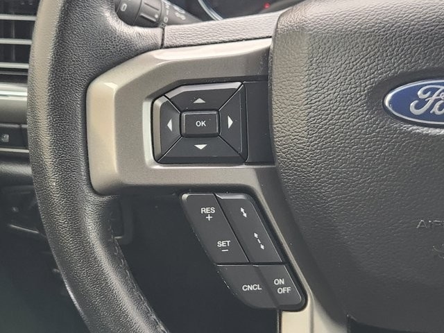 Ford Expedition XLT 2021