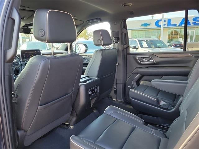 Chevrolet Suburban Premier 4WD 2023