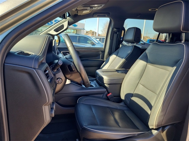 Chevrolet Suburban Premier 2023