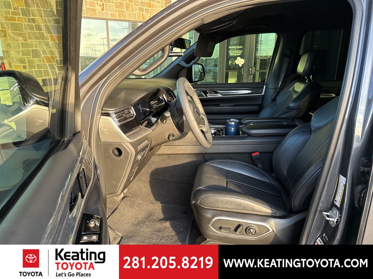 Jeep Wagoneer Series III 2022