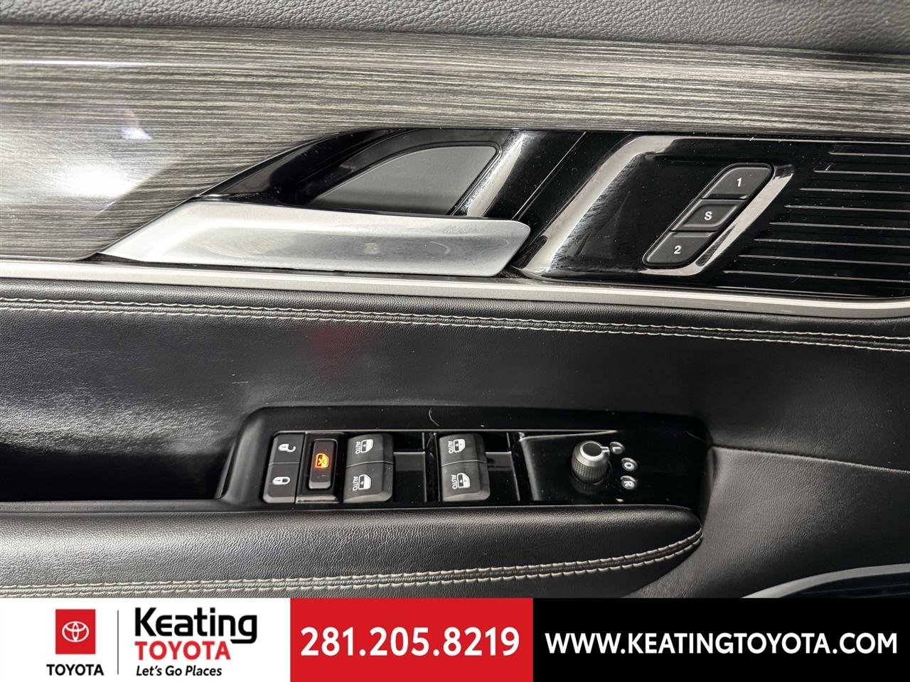 Jeep Wagoneer Series III 2022