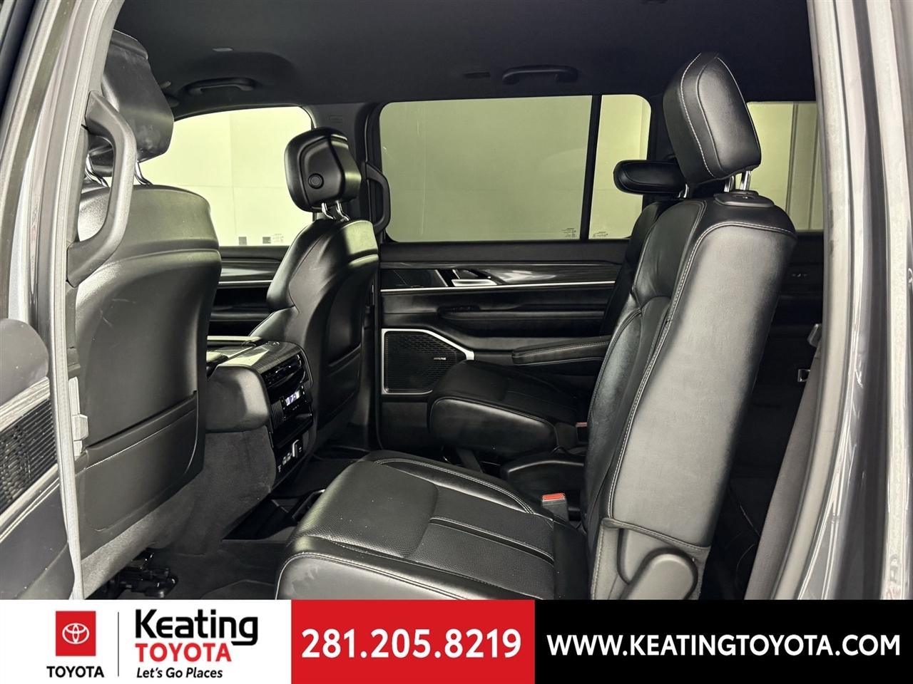 Jeep Wagoneer Series III 2022