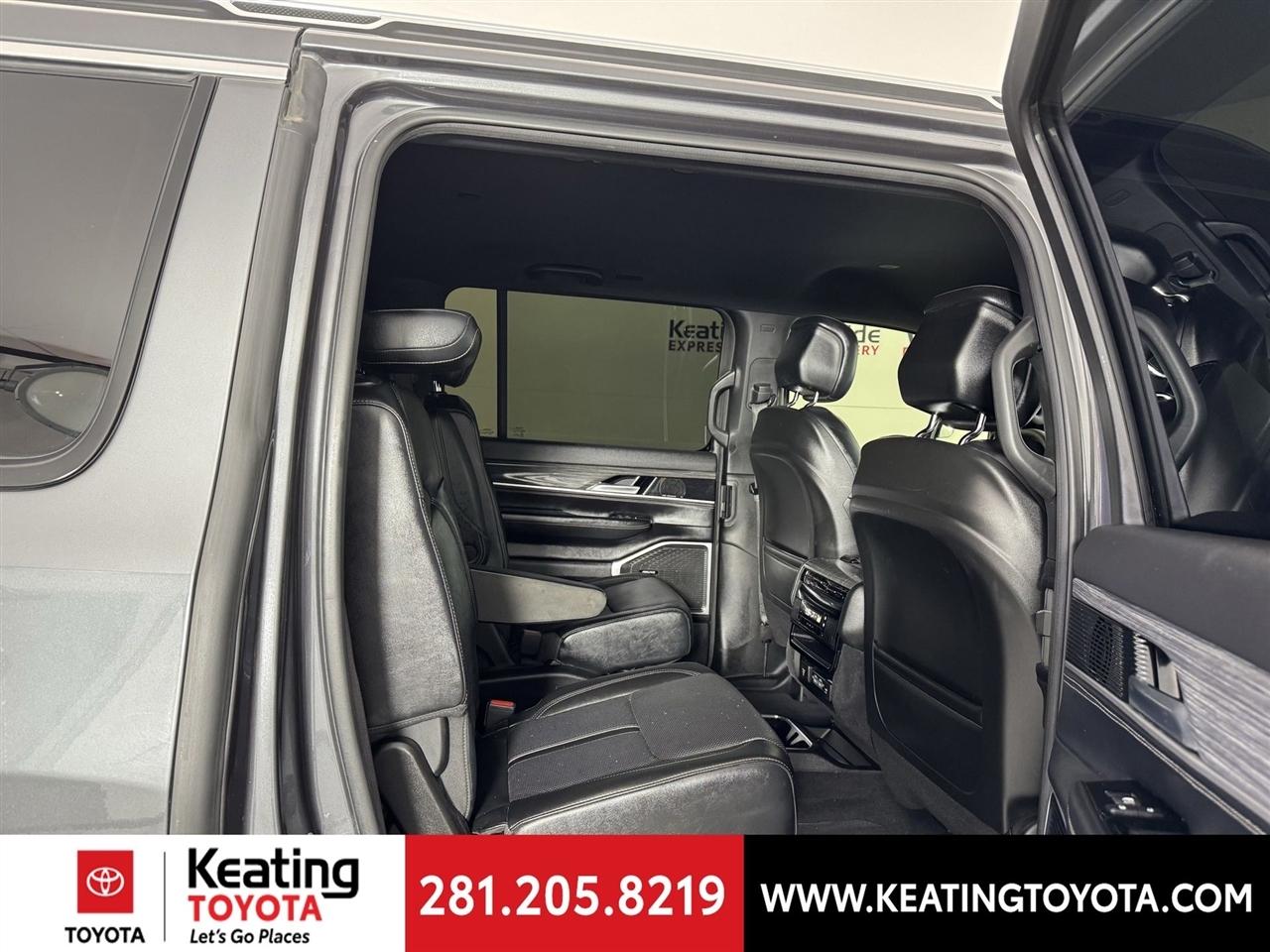 Jeep Wagoneer Series III 2022