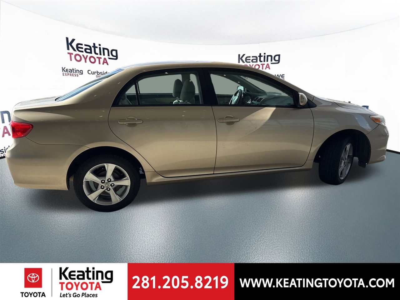 Toyota Corolla LE 4-Speed AT 2011