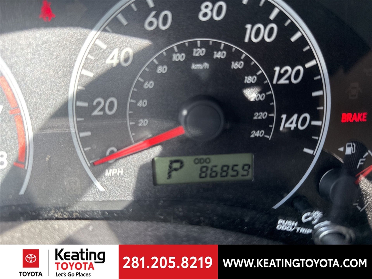 Toyota Corolla LE 4-Speed AT 2011