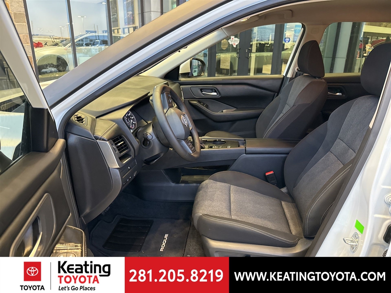 Nissan Rogue SV 2026