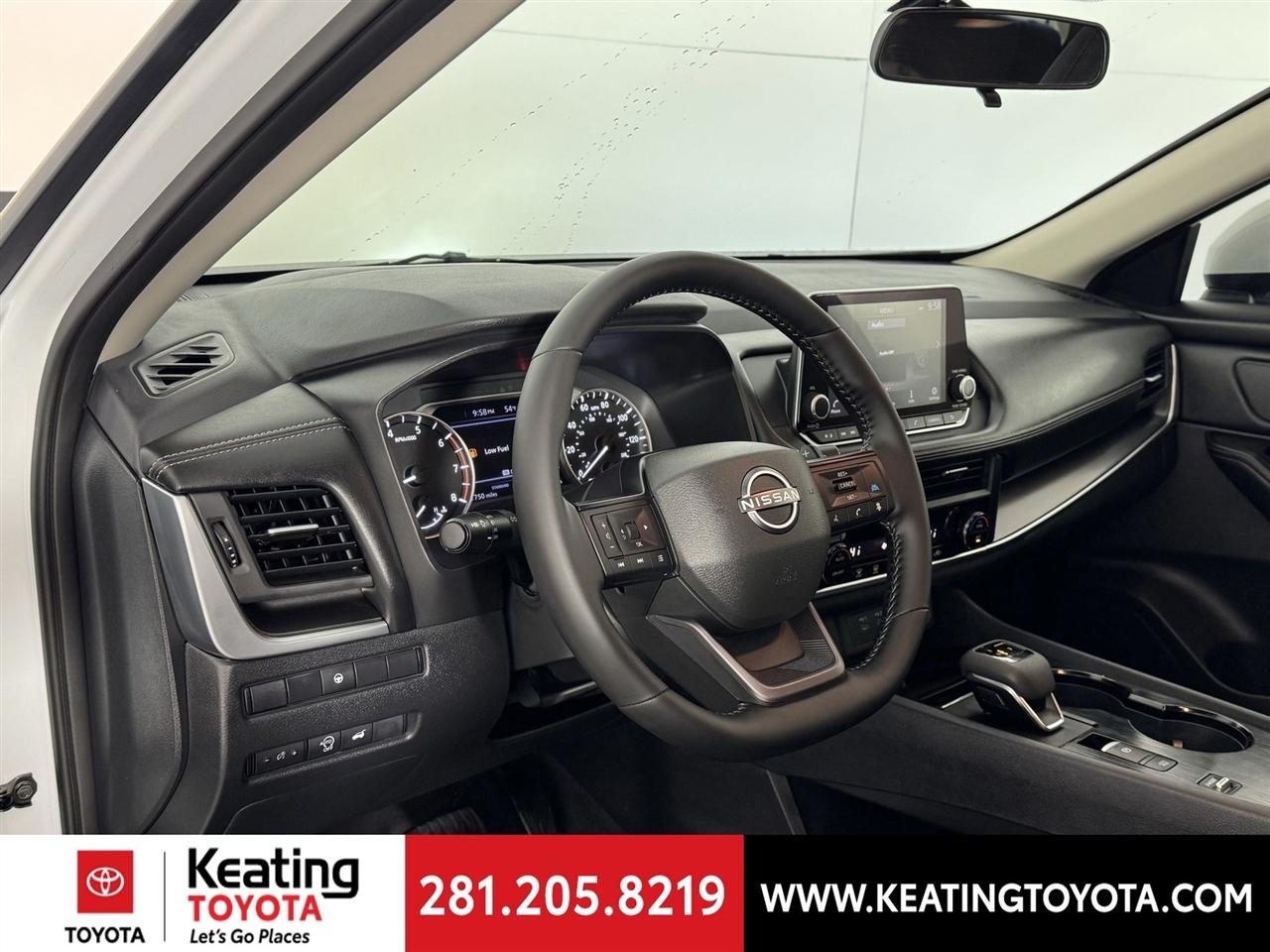 Nissan Rogue SV 2026