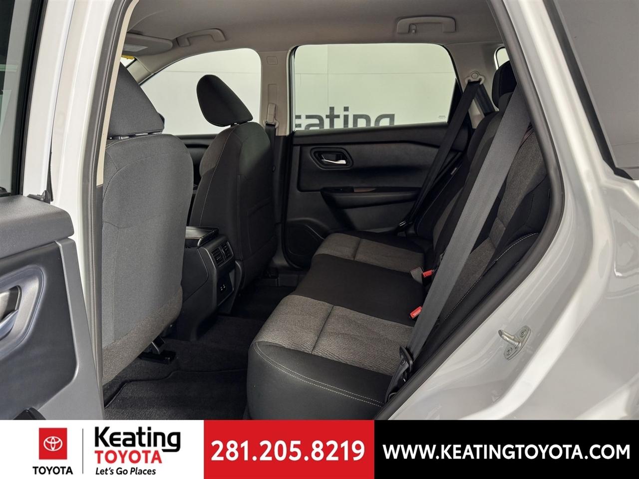 Nissan Rogue SV 2026