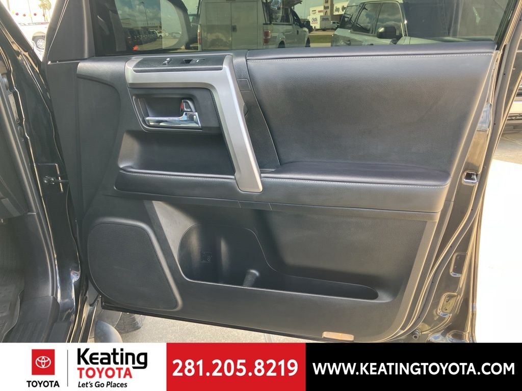 Toyota 4Runner SR5 Premium 4WD 2021