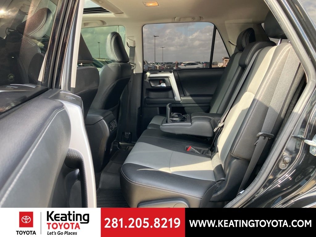 Toyota 4Runner SR5 Premium 4WD 2021