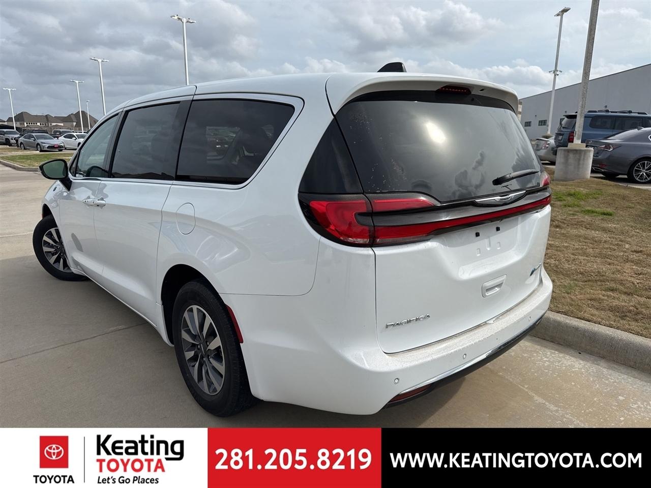 Chrysler Pacifica Hybrid Select 2024