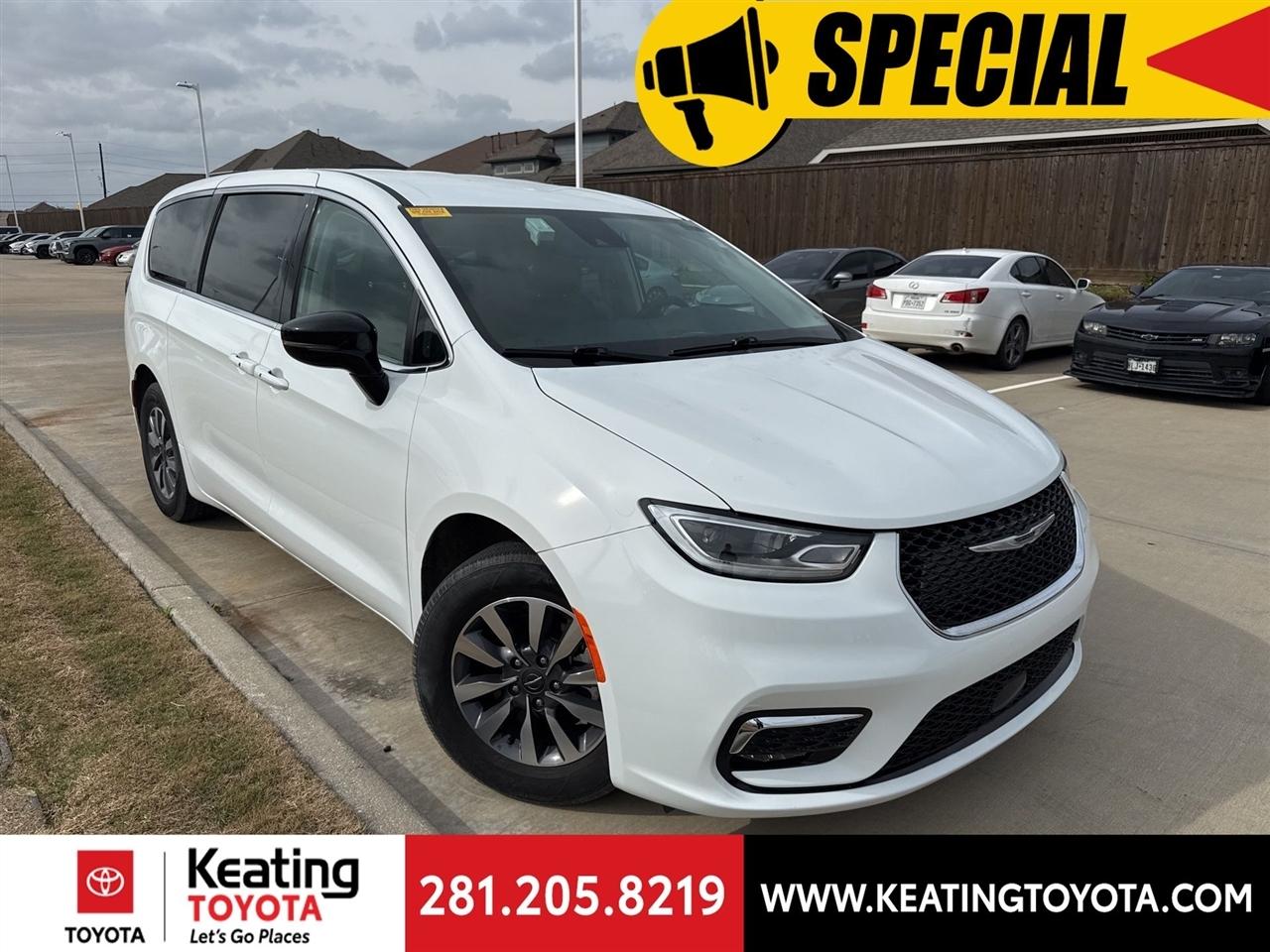 Chrysler Pacifica Hybrid Select 2024