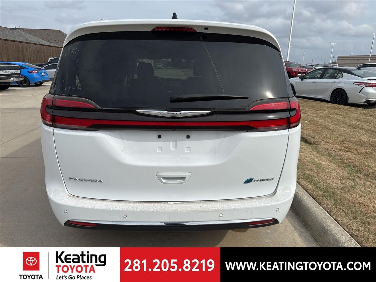 Chrysler Pacifica Hybrid Select 2024