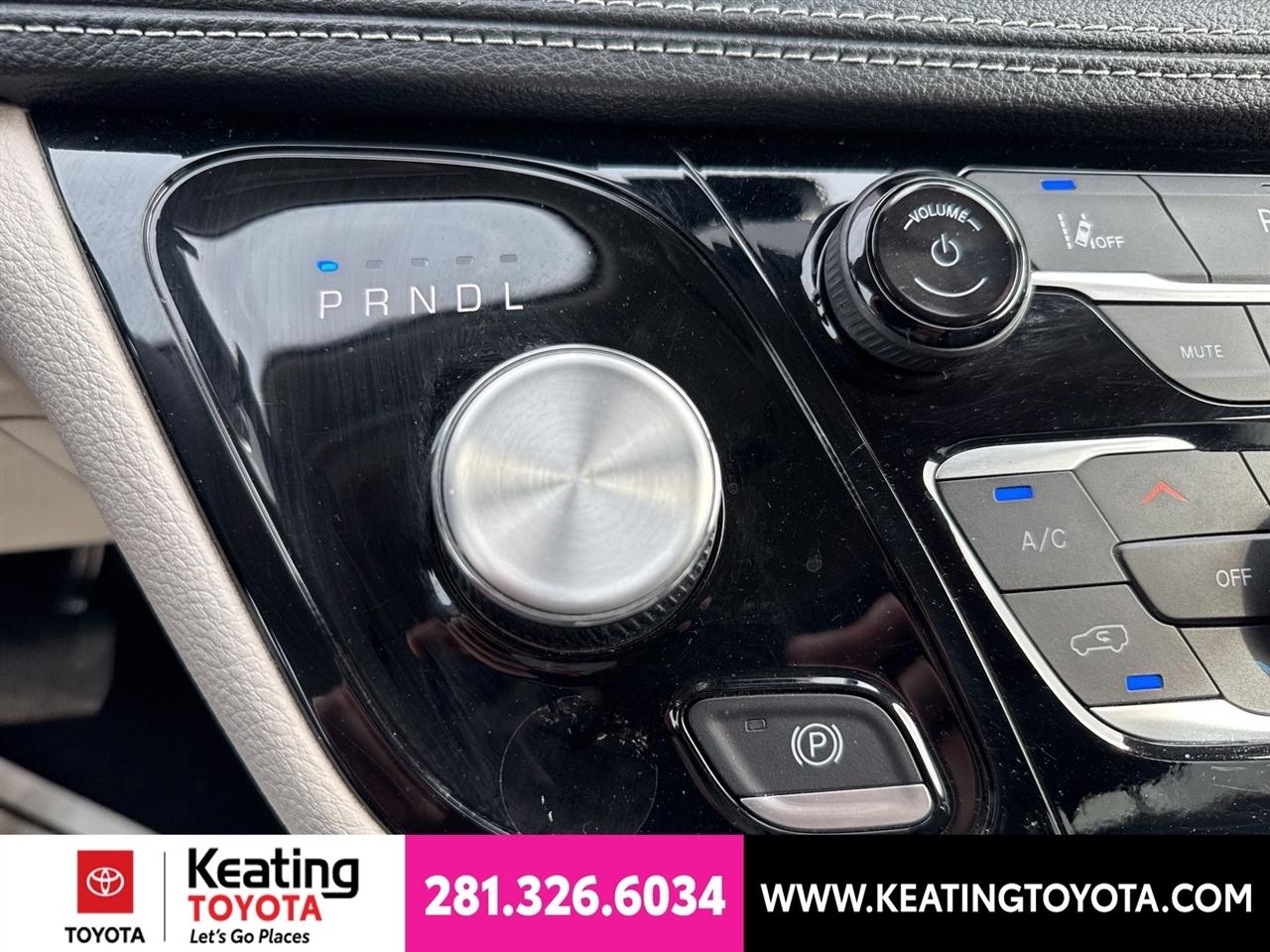 Chrysler Pacifica Hybrid Select 2024