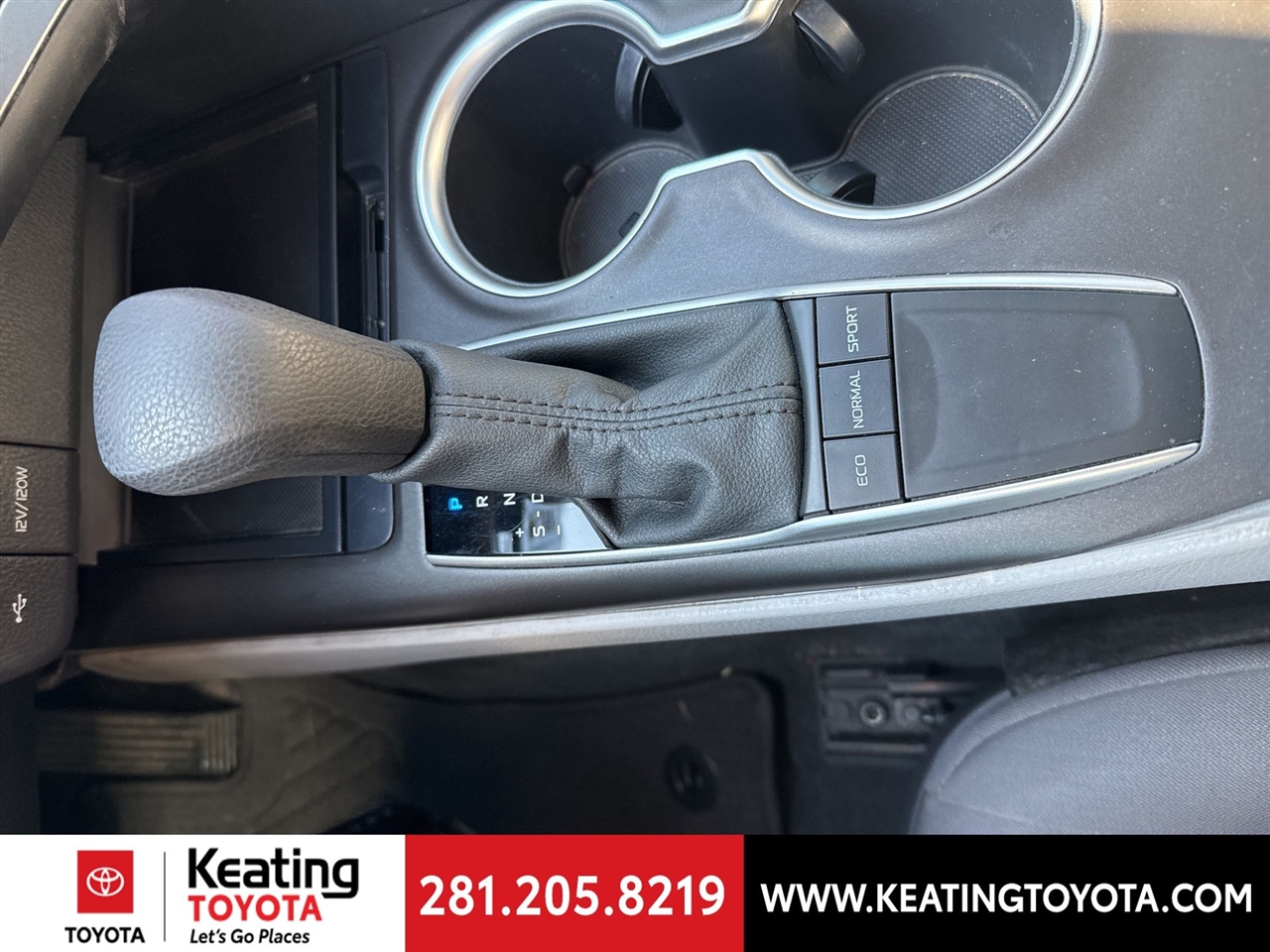 Toyota Camry LE 2022