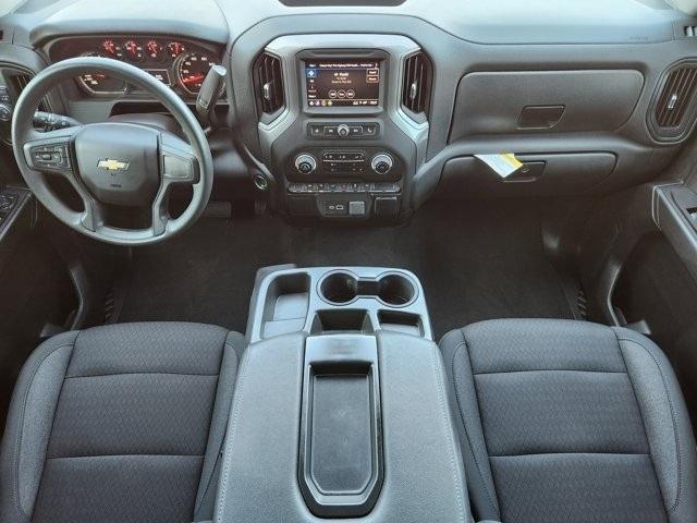 Chevrolet Silverado 1500 Custom Crew Cab 2WD 2023