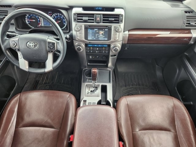 Toyota 4Runner Limited 2WD V6 2017